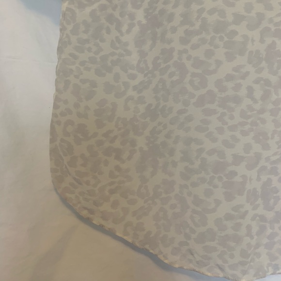 SOLD Rebecca Taylor Lynx Silk Tee in Snow Leopard - Picture 7 of 8